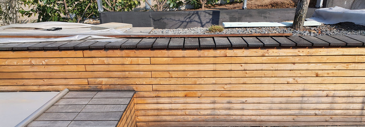 Außenbereiche - Poolverkleidung und Terrasse - realisiert mit Nico Pesch.